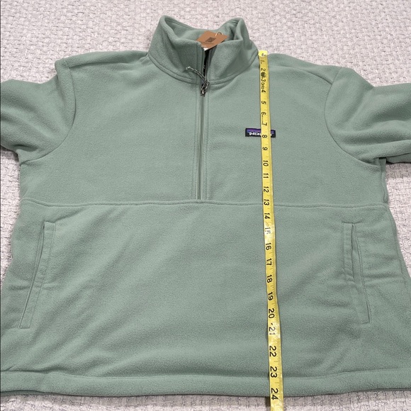 NWT’s Women’s Patagonia Micro D 1/2-Zip Fleece Pullover Elwood Green Size Medium - Picture 14 of 15